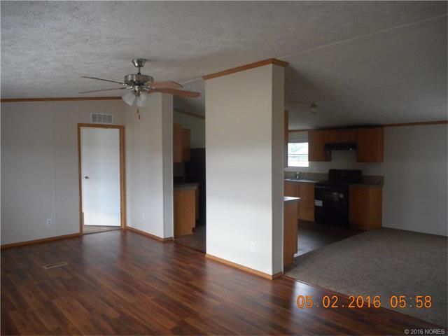 352310 E 1030 Road, Prague, OK 74864