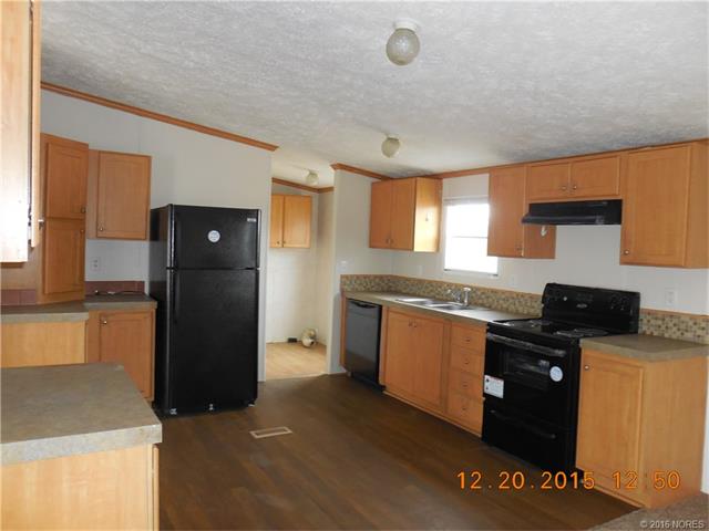 352310 E 1030 Road, Prague, OK 74864