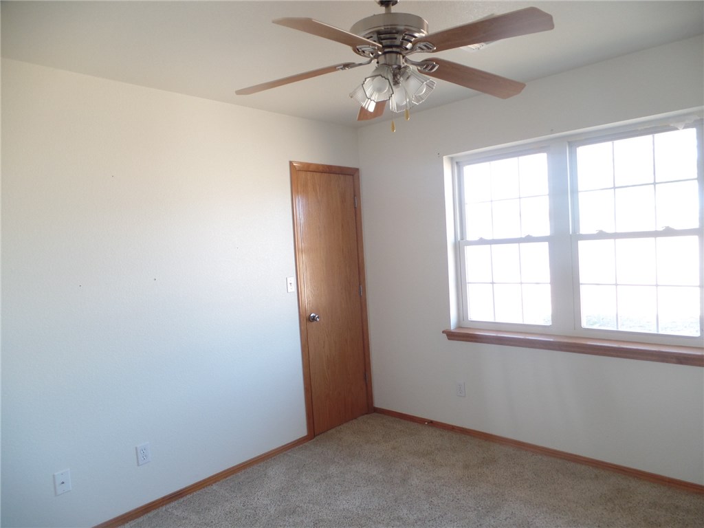 816 Bluebell Road, Prague, OK 74864
