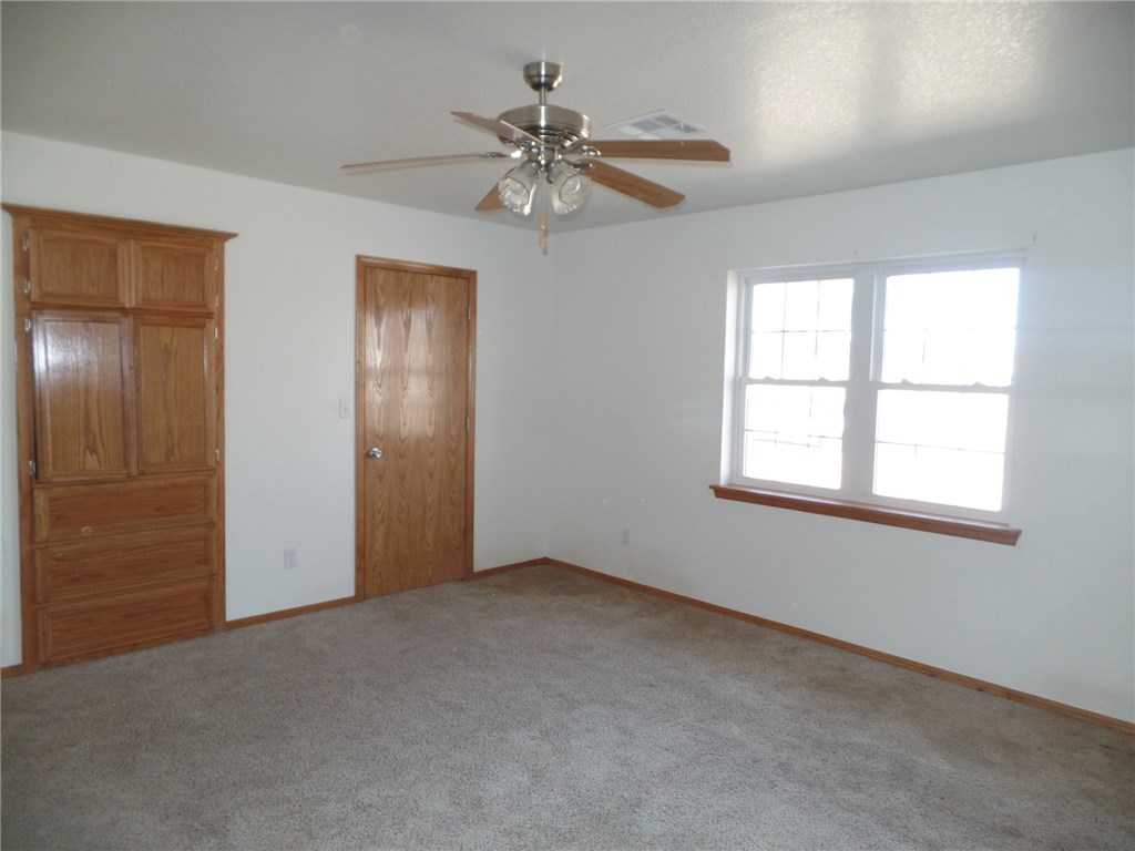 816 Bluebell Road, Prague, OK 74864
