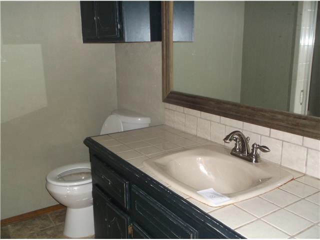 2418 Whispering Oak DrSeminole, OK, 74868Seminole County