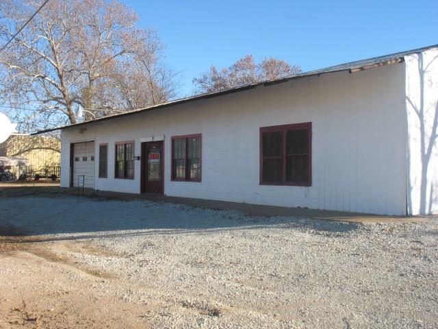 607 W Broadway, Seminole, OK 74868