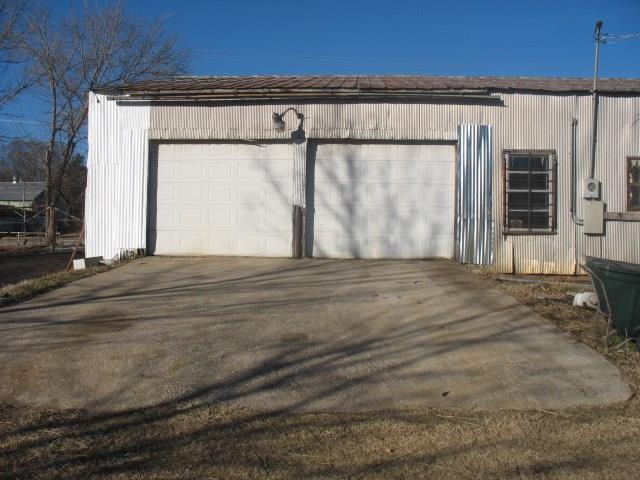 607 W Broadway, Seminole, OK 74868