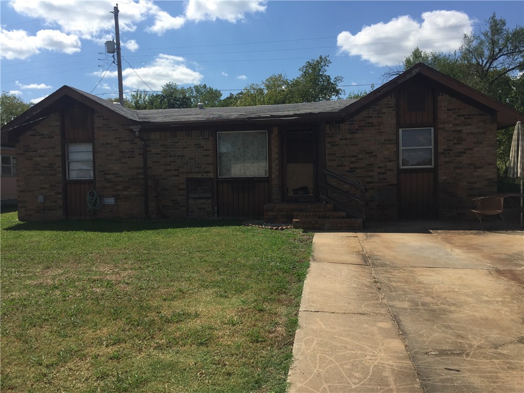 1039 N Main, Seminole, OK 74868