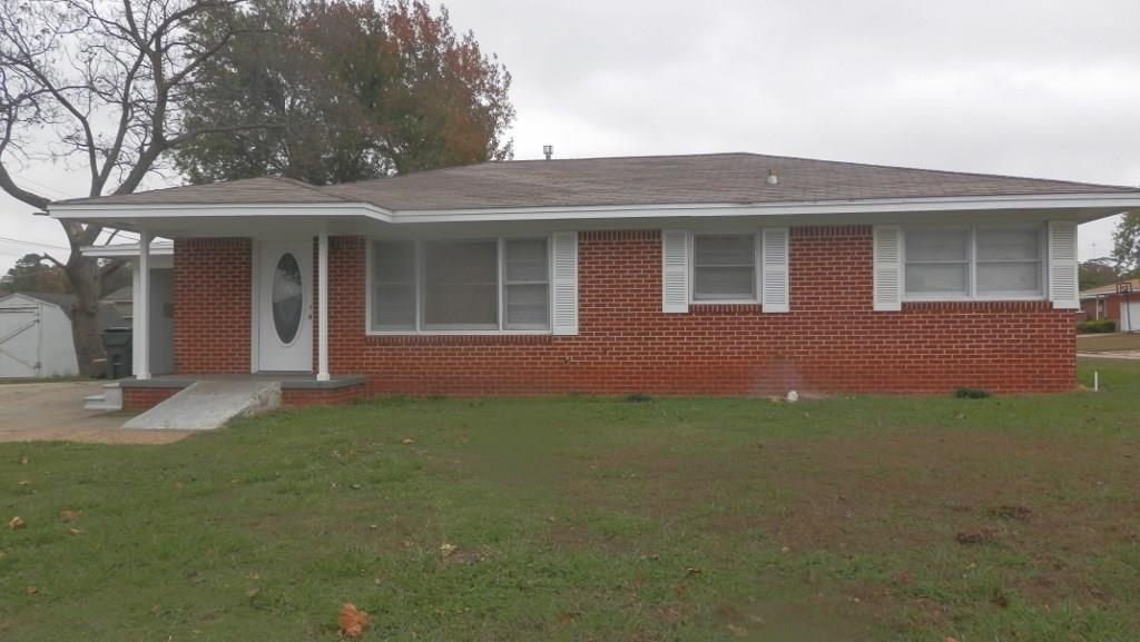 2002 Grisso Drive, Seminole, OK 74868
