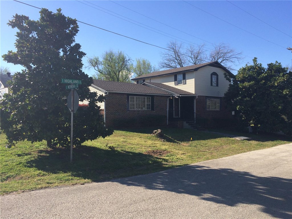 302 W Wewoka, Seminole, OK 74868