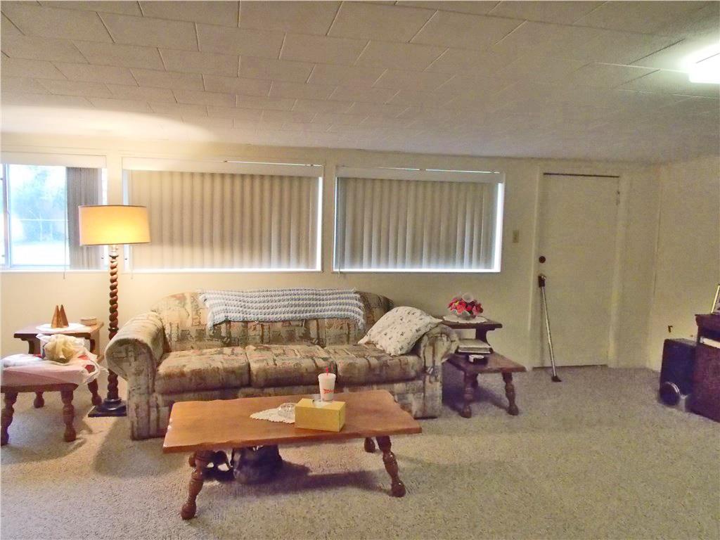 612 E Locust, Tecumseh, OK 74873