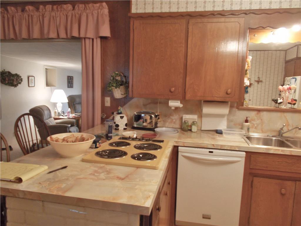 612 E Locust, Tecumseh, OK 74873