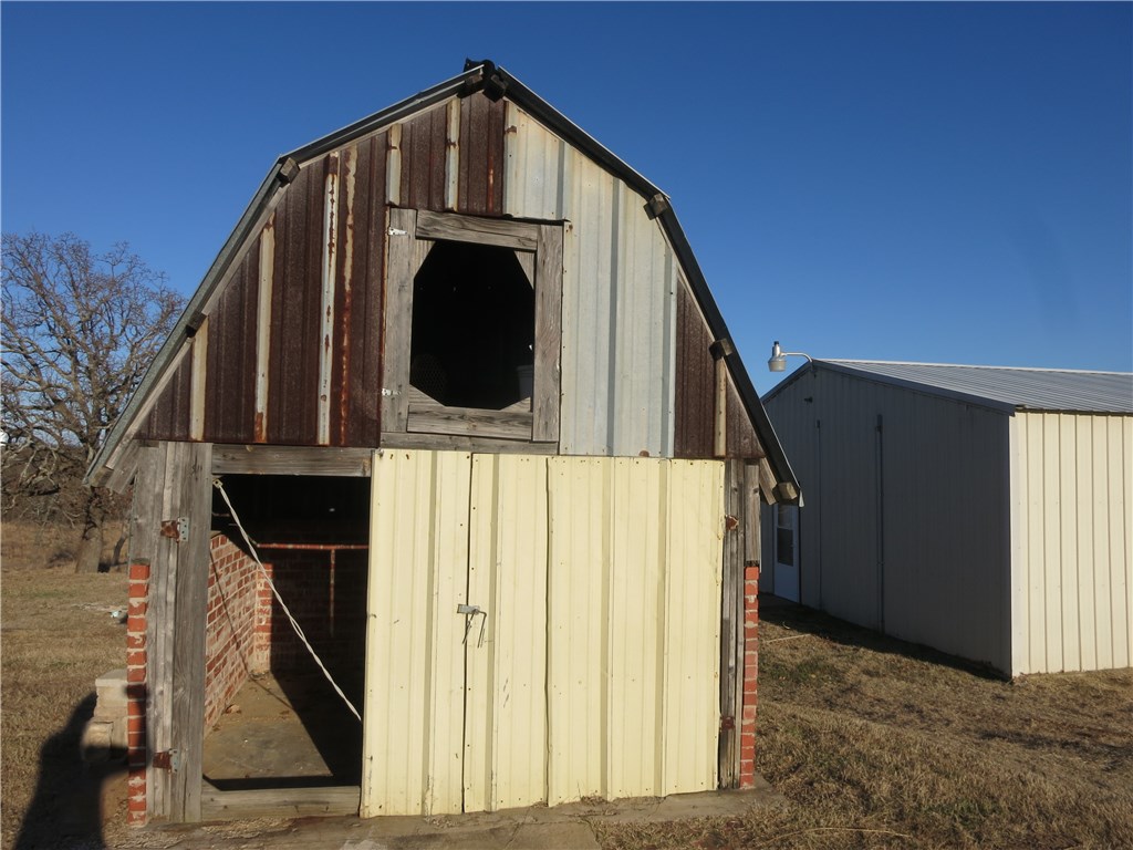 36489 E 127th, Wewoka, OK 74884