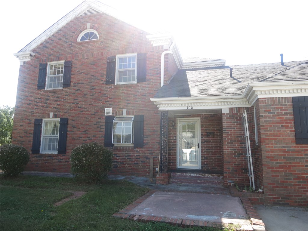 501 S Okfuskee, Wewoka, OK 74884