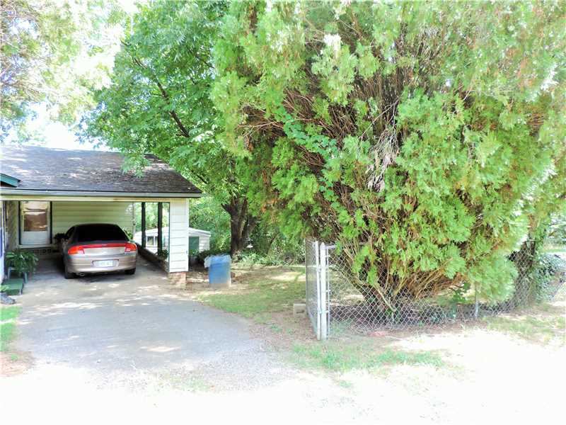 1719 Vancel St, Arkoma, OK 74901