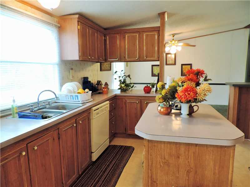 105 Pryor Ave W, Pocola, OK 74902