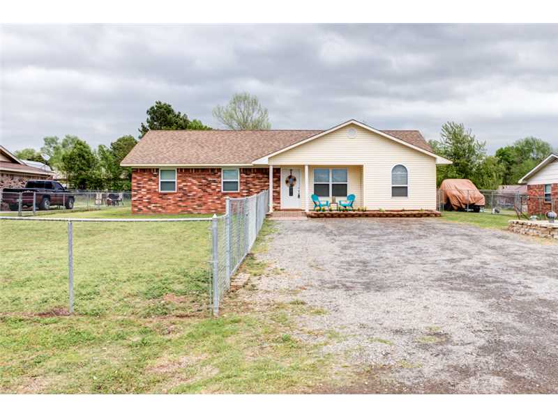 117 Julie Dr, Panama, OK 74930