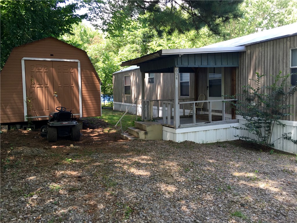 604W Avenue HST, Heavener, OK 74937