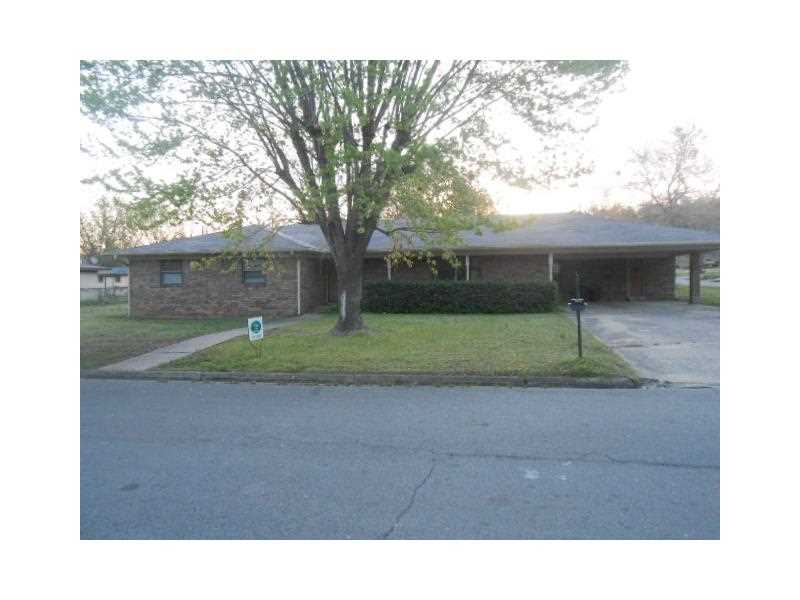 1009 Townsend Dr, Heavener, OK 74937