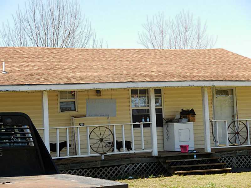 20 Dutchman Rd, Heavener, OK 74937