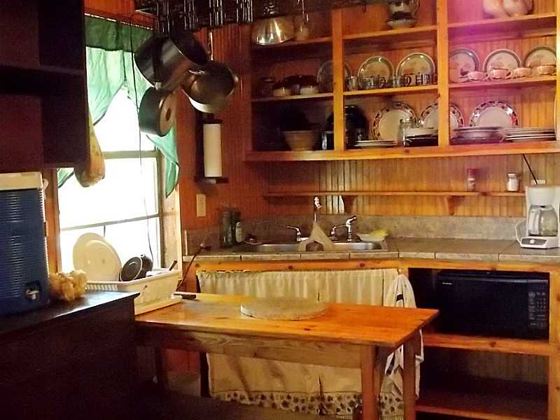 22472 Spruce Loop, Hodgen, OK 74939