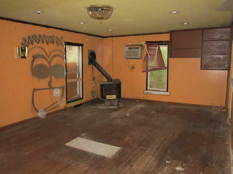 21406 6Th St W, Howe, OK 74940
