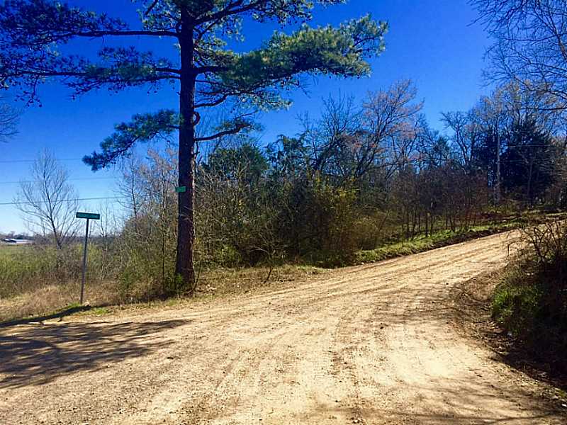 Zero Nobles Rd, Howe, OK 74940