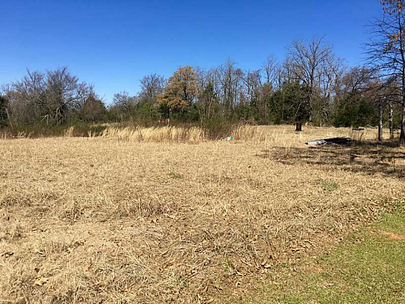Zero Nobles Rd, Howe, OK 74940