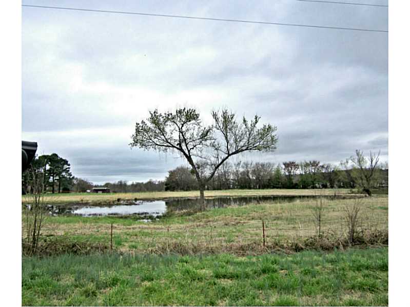 59 S Hwy, Howe, OK 74940