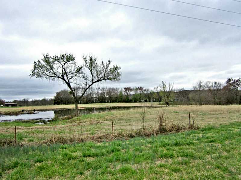 59 S Hwy, Howe, OK 74940