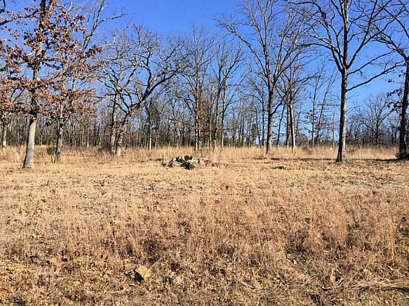 4751 Rd S, Muldrow, OK 74948