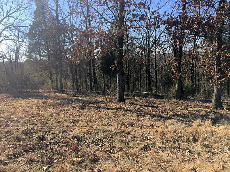 4751 Rd S, Muldrow, OK 74948