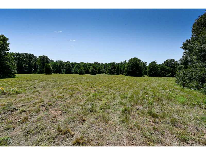 1053 Rd E, Muldrow, OK 74948