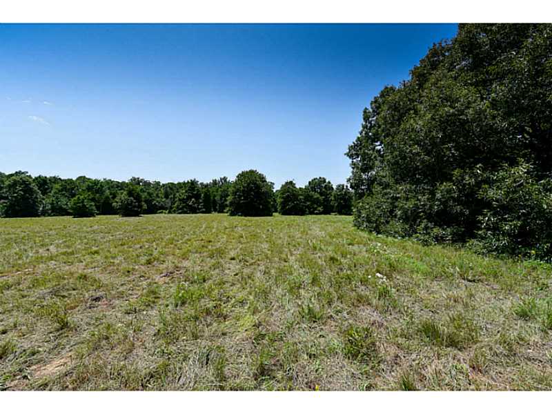 1053 Rd E, Muldrow, OK 74948