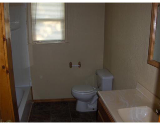702 Dogwood St S, Muldrow, OK 74948