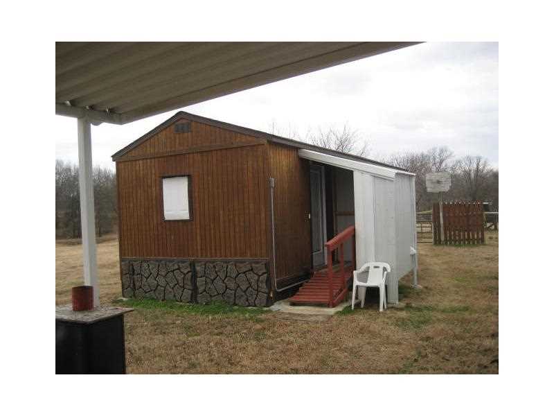 469502 1099 Rd E, Muldrow, OK 74948
