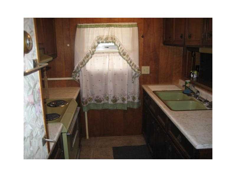 469502 1099 Rd E, Muldrow, OK 74948