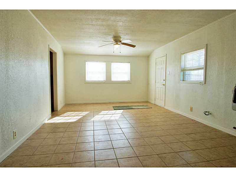 1101 Ne 1St St, Muldrow, OK 74948