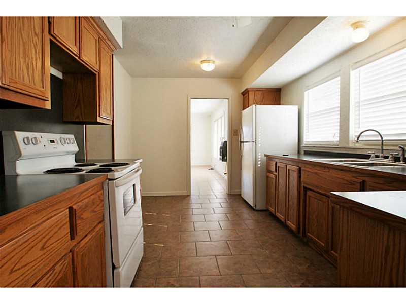 1101 Ne 1St St, Muldrow, OK 74948