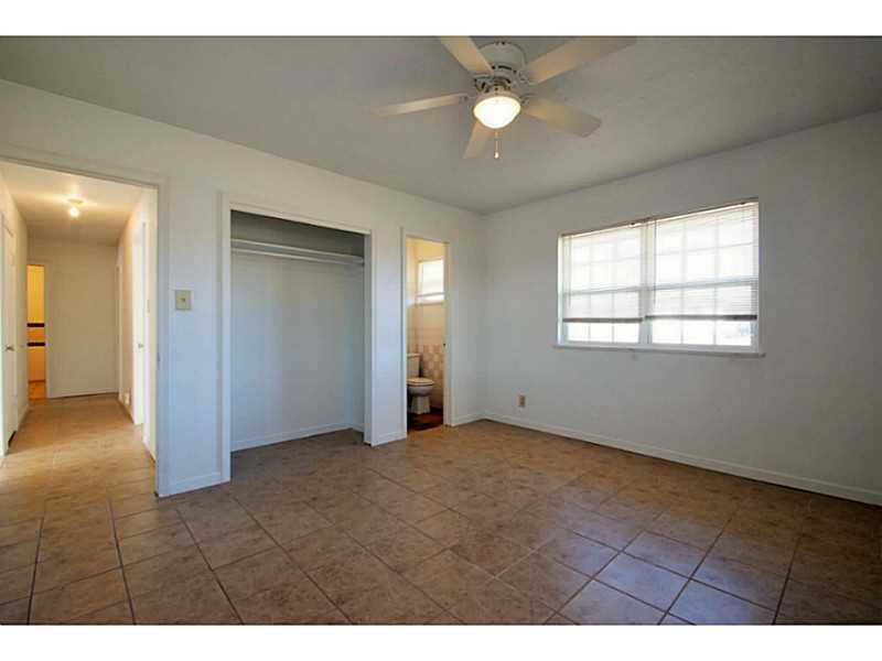 1101 Ne 1St St, Muldrow, OK 74948