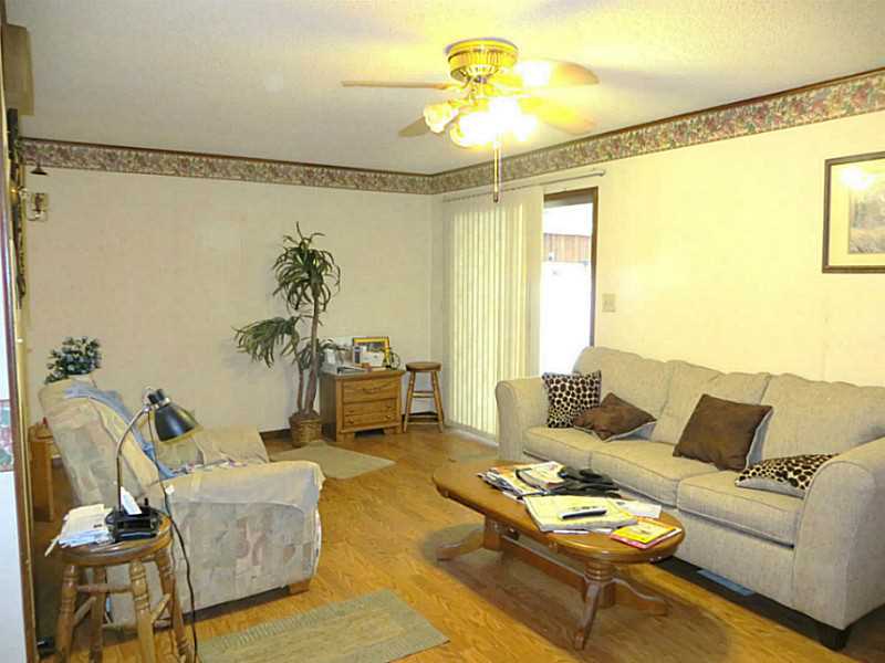 1104 Sequoyah St E, Muldrow, OK 74948