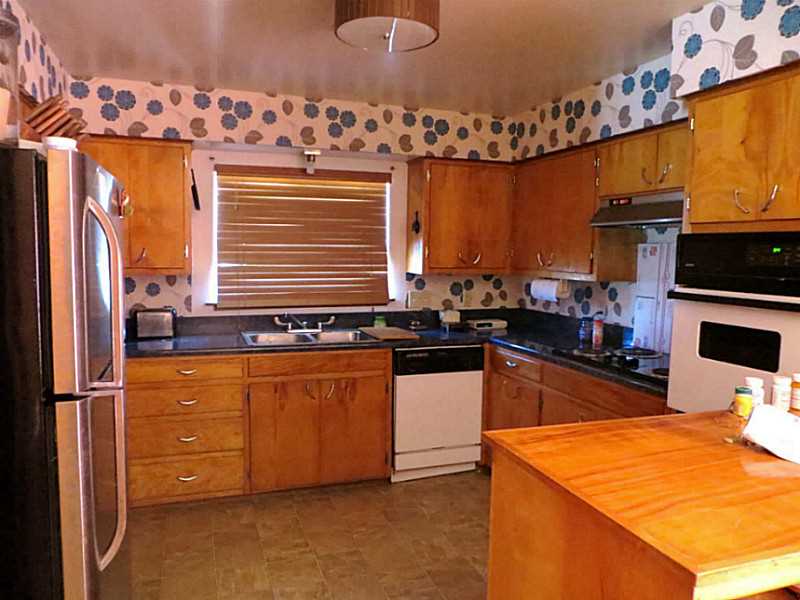 1104 Sequoyah St E, Muldrow, OK 74948