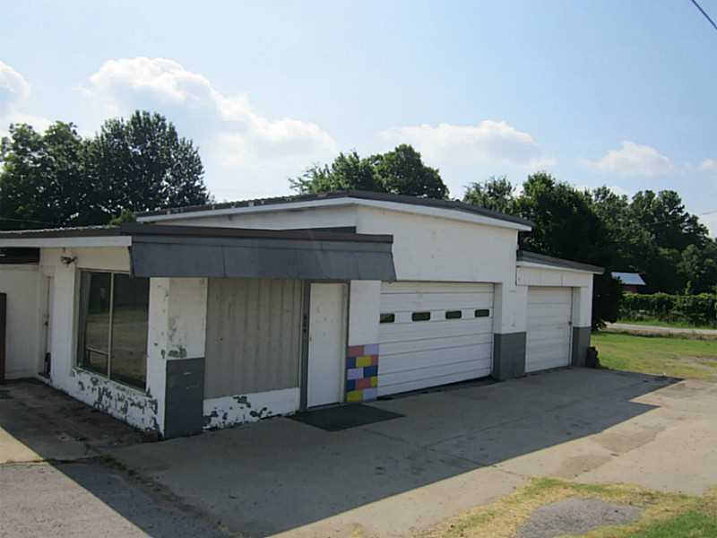 604 Kentucky, Panama, OK 74951