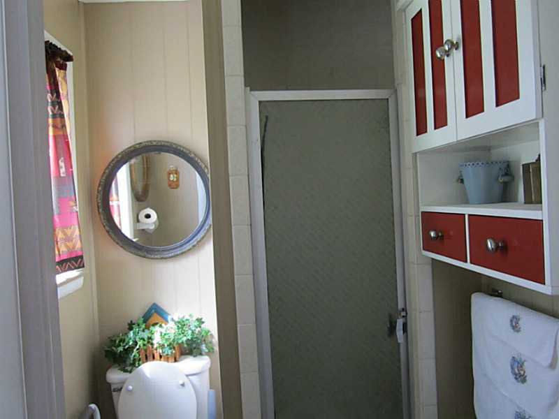 301 Indiana St, Panama, OK 74951