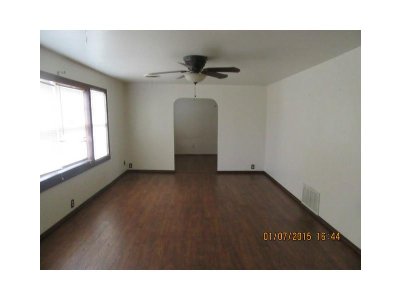 505 Broadway St S, Panama, OK 74951