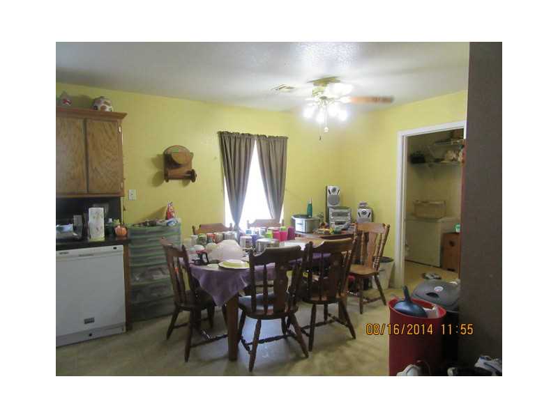209 George Williams Dr, Panama, OK 74951