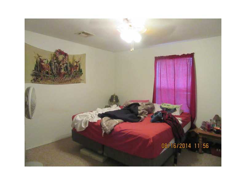 209 George Williams Dr, Panama, OK 74951