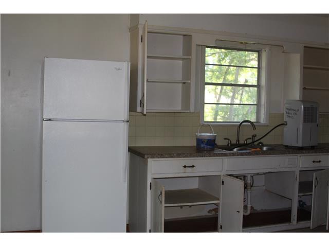 902 Grace StPoteau, OK, 74953Le Flore County
