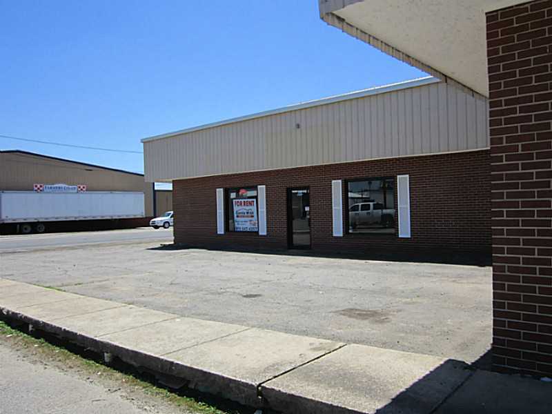 215 N. Broadway, Poteau, OK 74953
