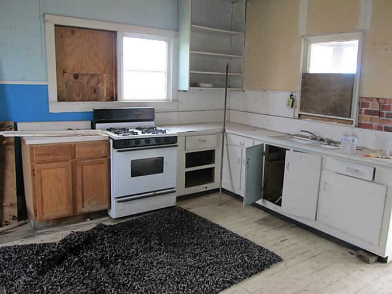 803 Mckenna St S, Poteau, OK 74953