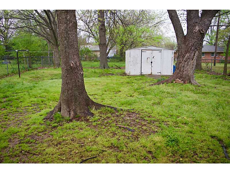 902 Grace St, Poteau, OK 74953