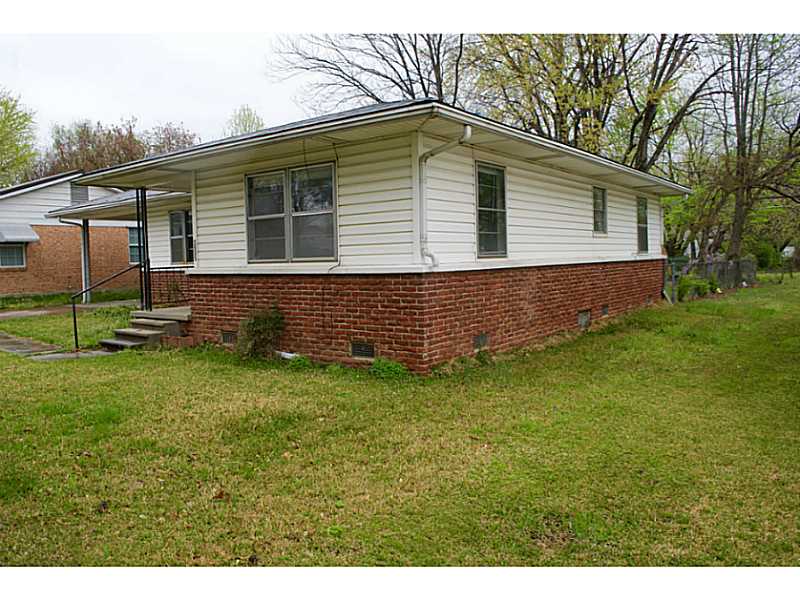 902 Grace St, Poteau, OK 74953