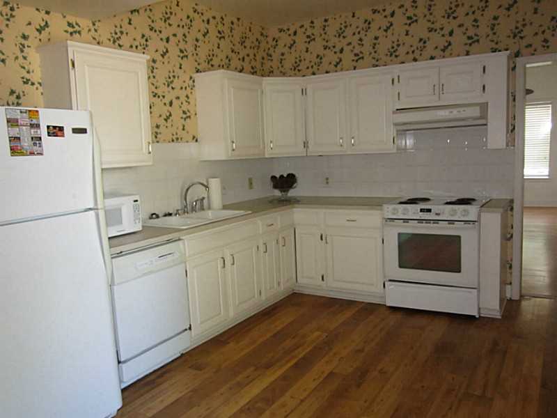 204 Church St N, Poteau, OK 74953