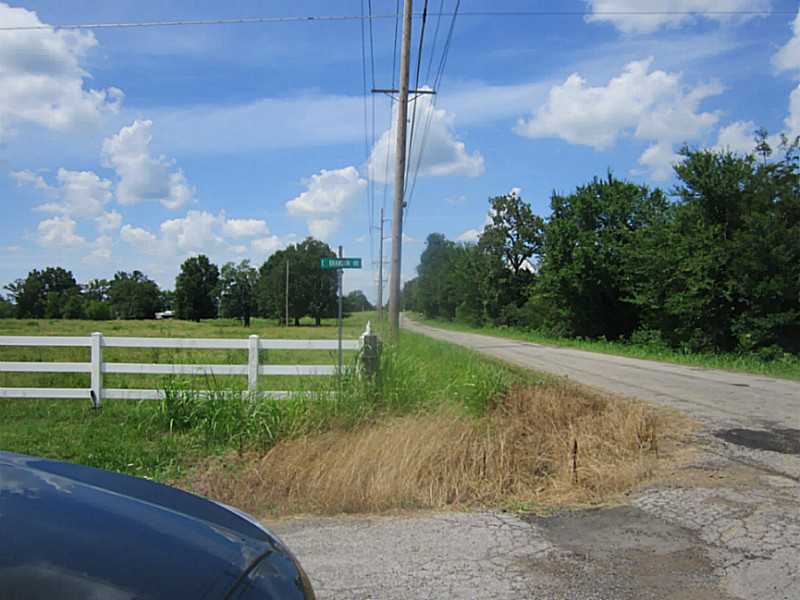 E. Branson Rd, & Old Tarby Rd, Poteau, OK 74953